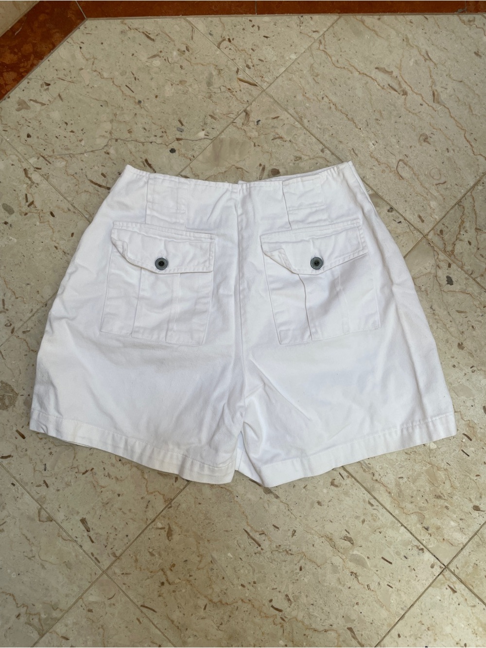 Kathy Ireland White Shorts/Skort